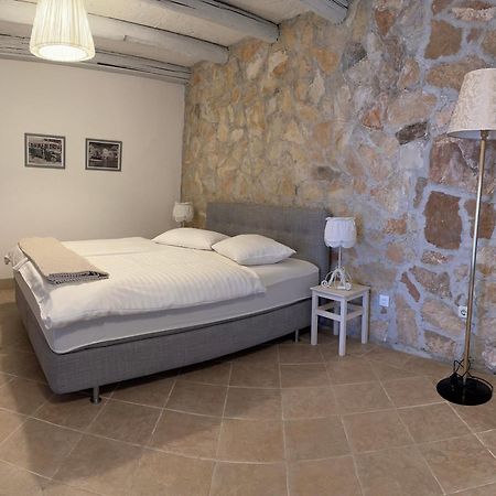 Villa Viden Apartments Tucepi Exterior photo
